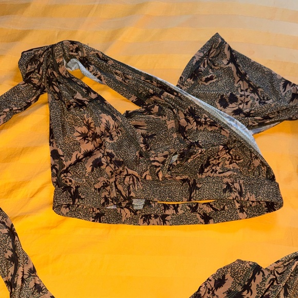 KWMS Floral Patterned set - Picture 3 of 6